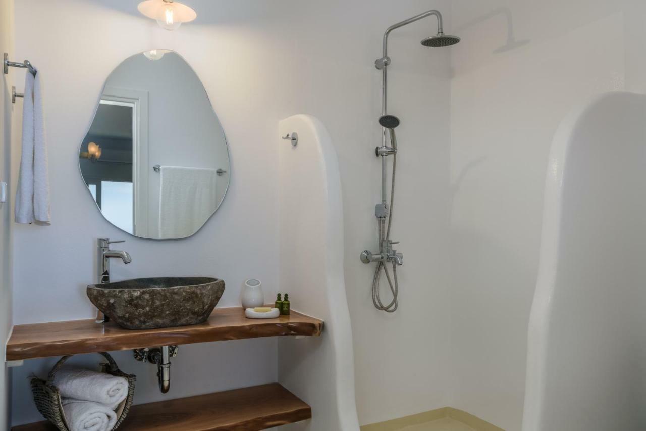 Heavenly Milos Suites Agia Kiriaki Beach  Dış mekan fotoğraf