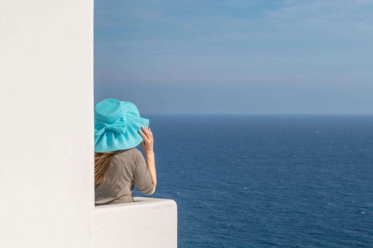 Heavenly Milos Suites Agia Kiriaki Beach  Dış mekan fotoğraf