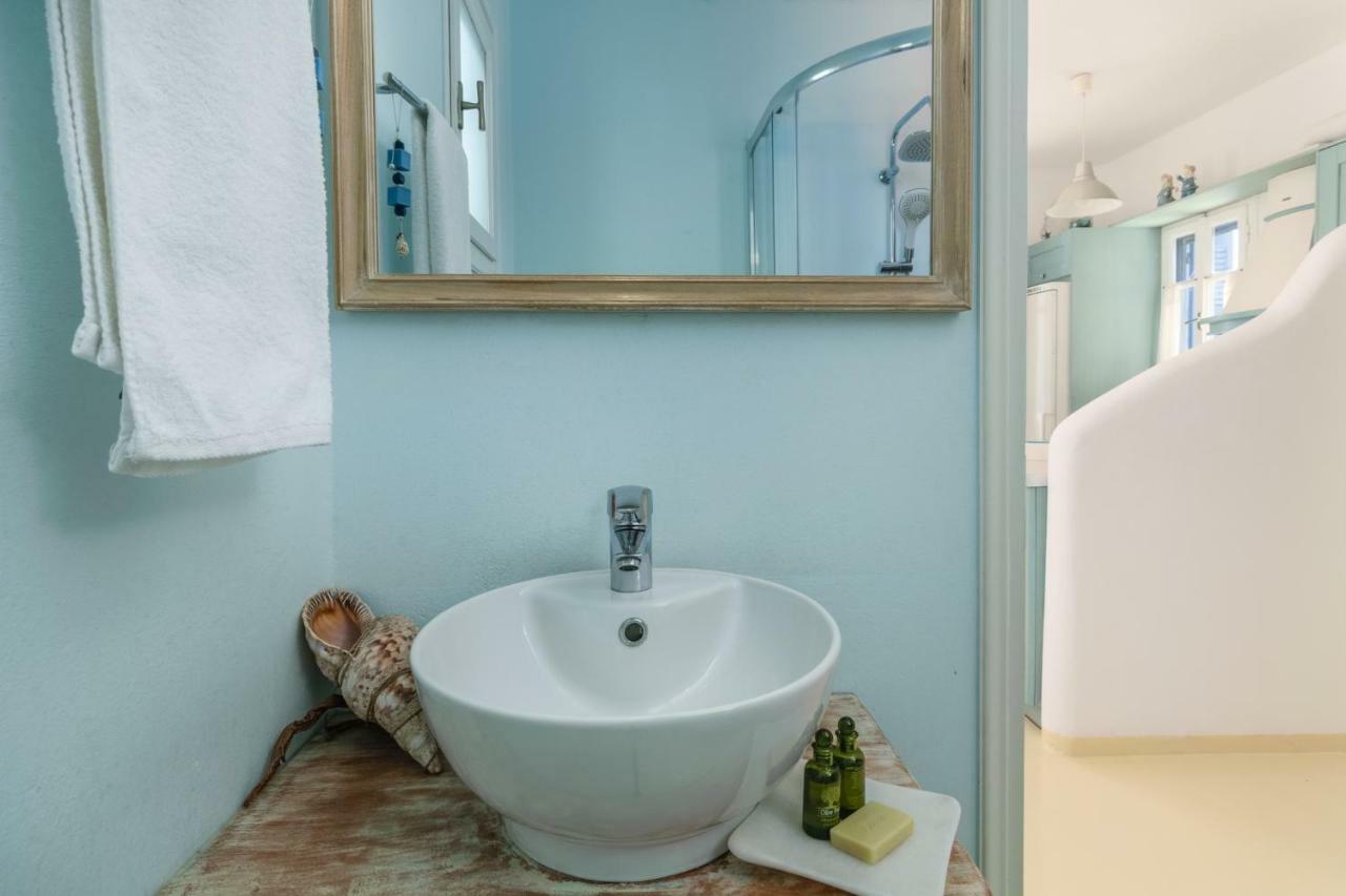 Heavenly Milos Suites Agia Kiriaki Beach  Dış mekan fotoğraf